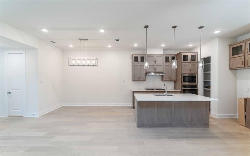 6517 Millie Way, McKinney, TX 75070, 3 Bedrooms Bedrooms, ,3 BathroomsBathrooms,Residential,For Sale,6517 Millie Way,0,20586352