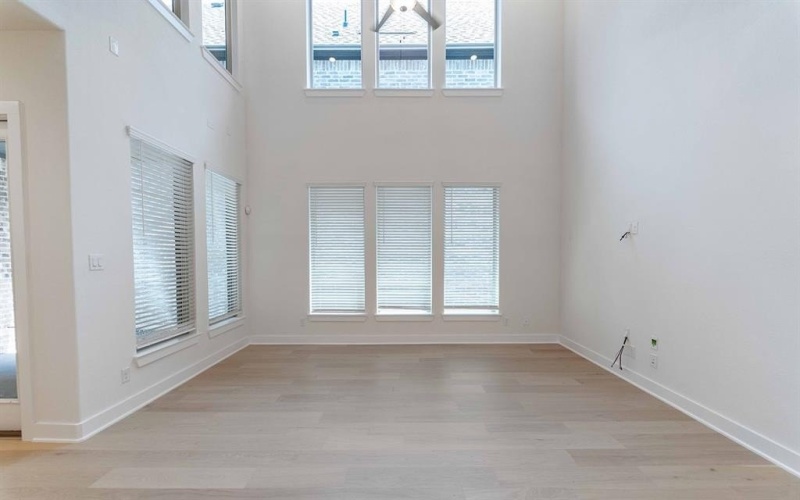 6517 Millie Way, McKinney, TX 75070, 3 Bedrooms Bedrooms, ,3 BathroomsBathrooms,Residential,For Sale,6517 Millie Way,0,20586352