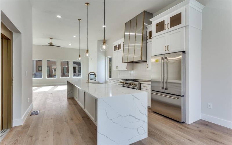 250 E Dallas Road #114, Grapevine, TX 76051, 3 Habitaciones Habitaciones , ,3 BañosBaños,Residential,En Venta,250 E Dallas Road,0,21134937