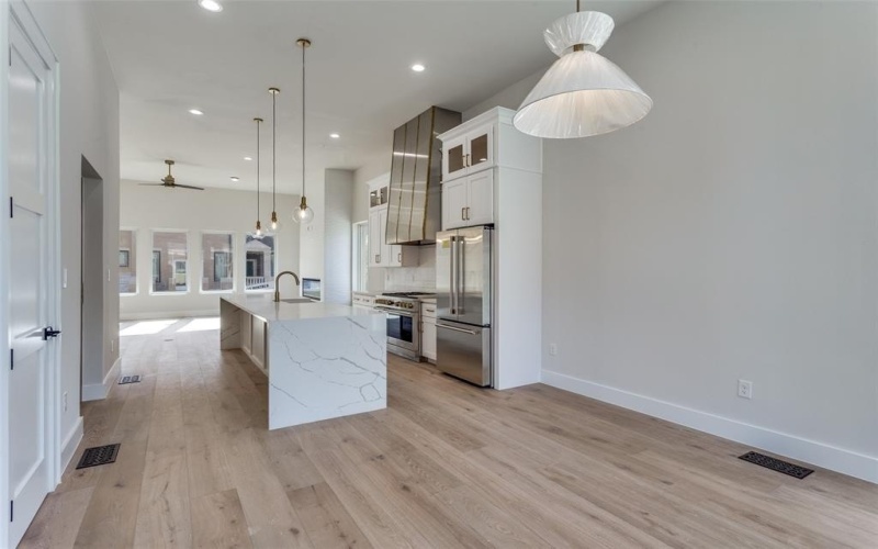 250 E Dallas Road #114, Grapevine, TX 76051, 3 Habitaciones Habitaciones , ,3 BañosBaños,Residential,En Venta,250 E Dallas Road,0,21134937