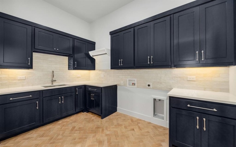 940 Healey Drive, Fairview, TX 75069, 5 Bedrooms Bedrooms, ,6 BathroomsBathrooms,Residential,For Sale,940 Healey Drive,0,21141084