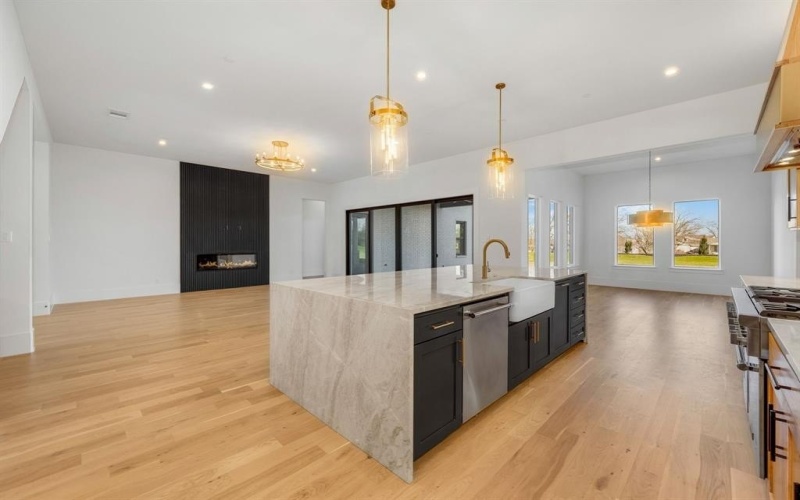 940 Healey Drive, Fairview, TX 75069, 5 Bedrooms Bedrooms, ,6 BathroomsBathrooms,Residential,For Sale,940 Healey Drive,0,21141084