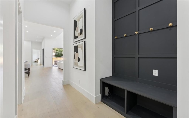 7111 Coronado Avenue, Dallas, TX 75214, 5 Bedrooms Bedrooms, ,6 BathroomsBathrooms,Residential,For Sale,7111 Coronado Avenue,0,21142085