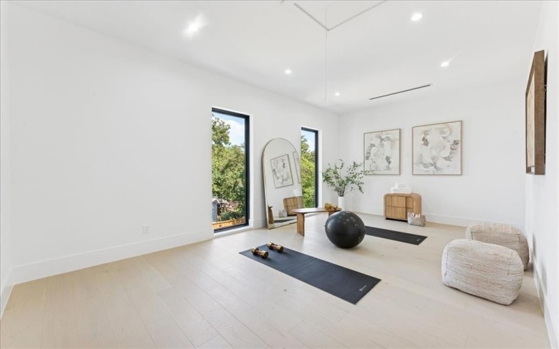 7111 Coronado Avenue, Dallas, TX 75214, 5 Bedrooms Bedrooms, ,6 BathroomsBathrooms,Residential,For Sale,7111 Coronado Avenue,0,21142085