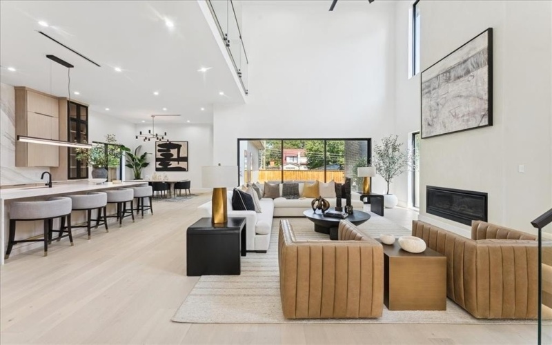 7111 Coronado Avenue, Dallas, TX 75214, 5 Bedrooms Bedrooms, ,6 BathroomsBathrooms,Residential,For Sale,7111 Coronado Avenue,0,21142085