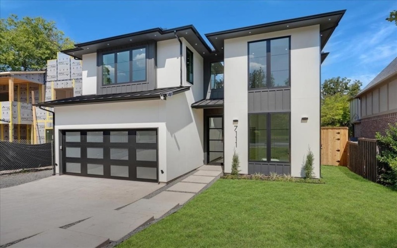 7111 Coronado Avenue, Dallas, TX 75214, 5 Bedrooms Bedrooms, ,6 BathroomsBathrooms,Residential,For Sale,7111 Coronado Avenue,0,21142085