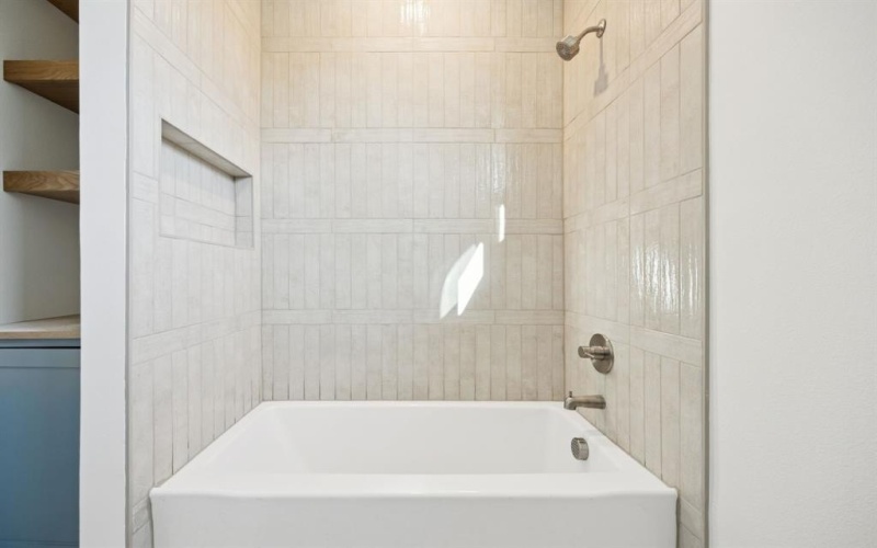 2543 Highwood Drive, Dallas, TX 75228, 3 Bedrooms Bedrooms, ,2 BathroomsBathrooms,Residential,For Sale,2543 Highwood Drive,0,21142696