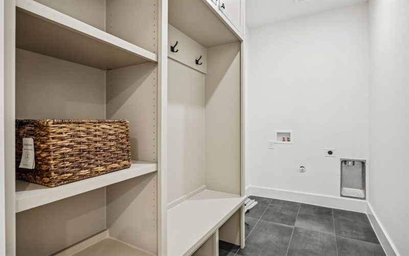 2543 Highwood Drive, Dallas, TX 75228, 3 Bedrooms Bedrooms, ,2 BathroomsBathrooms,Residential,For Sale,2543 Highwood Drive,0,21142696