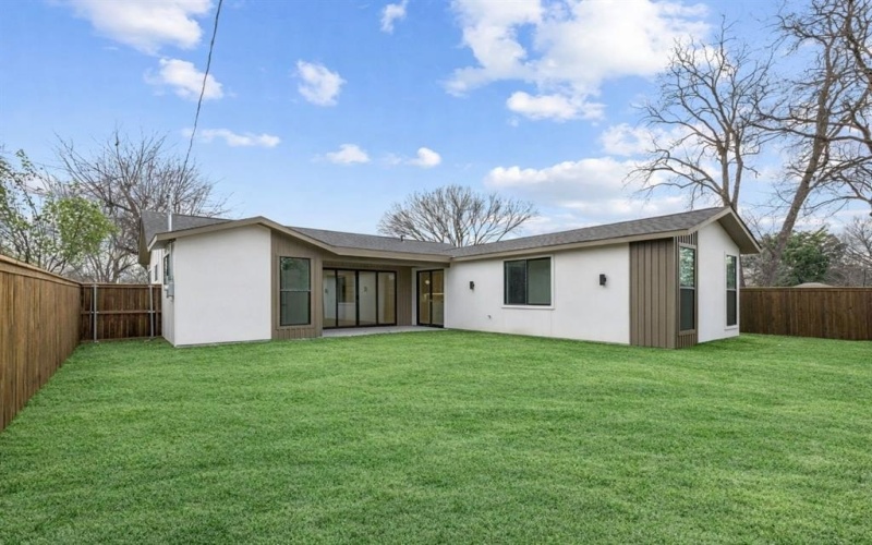 2543 Highwood Drive, Dallas, TX 75228, 3 Bedrooms Bedrooms, ,2 BathroomsBathrooms,Residential,For Sale,2543 Highwood Drive,0,21142696