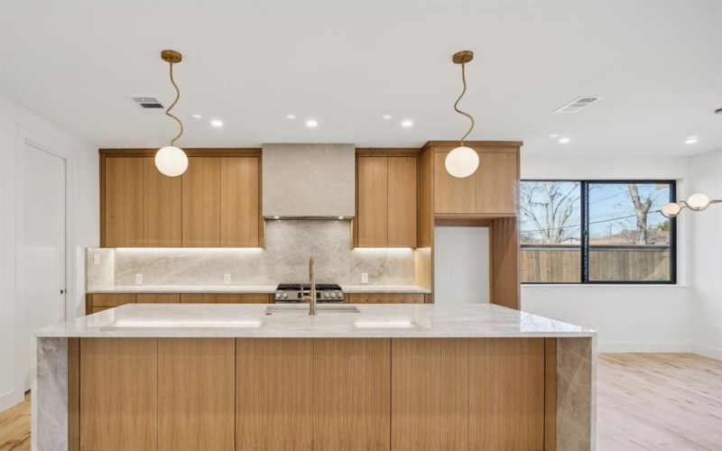 2543 Highwood Drive, Dallas, TX 75228, 3 Bedrooms Bedrooms, ,2 BathroomsBathrooms,Residential,For Sale,2543 Highwood Drive,0,21142696