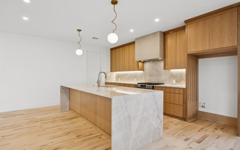 2543 Highwood Drive, Dallas, TX 75228, 3 Bedrooms Bedrooms, ,2 BathroomsBathrooms,Residential,For Sale,2543 Highwood Drive,0,21142696