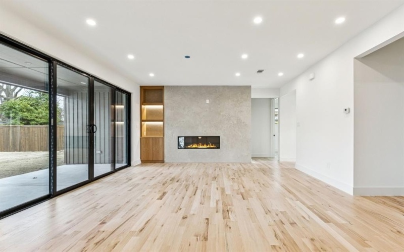 2543 Highwood Drive, Dallas, TX 75228, 3 Bedrooms Bedrooms, ,2 BathroomsBathrooms,Residential,For Sale,2543 Highwood Drive,0,21142696