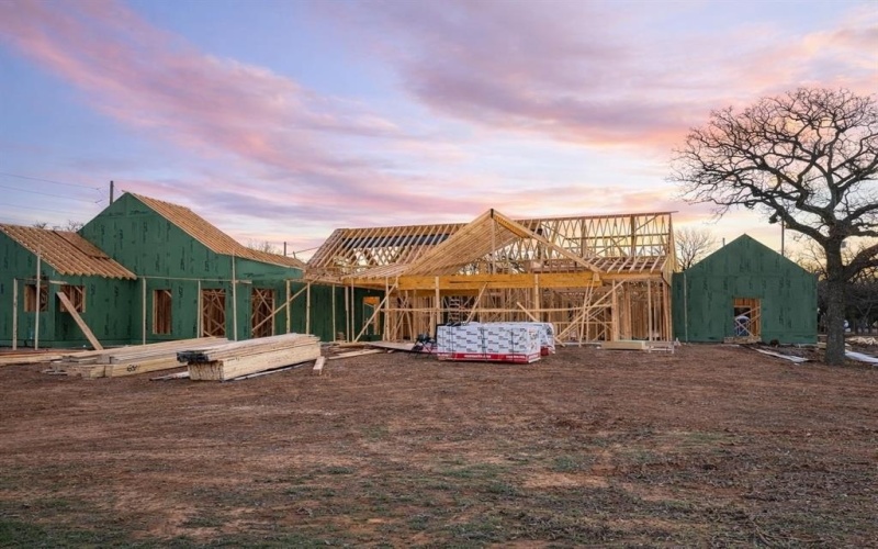 7211 County Road 1017, Joshua, TX 76058, 4 Bedrooms Bedrooms, ,5 BathroomsBathrooms,Residential,For Sale,7211 County Road 1017,0,21143242