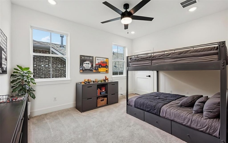 3707 Pilgrims Mews, Rowlett, TX 75088, 4 Bedrooms Bedrooms, ,3 BathroomsBathrooms,Residential,For Sale,3707 Pilgrims Mews,0,21143481