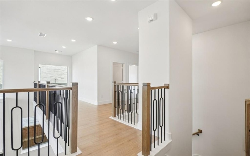 3700 Pardoners Mews, Rowlett, TX 75088, 4 Bedrooms Bedrooms, ,3 BathroomsBathrooms,Residential,For Sale,3700 Pardoners Mews,0,21143482