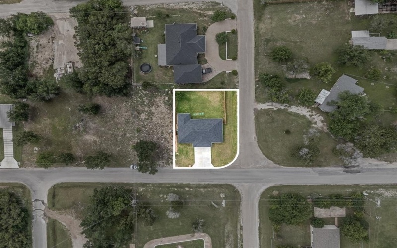 801 Comanche Cove Drive, Granbury, TX 76048, 3 Habitaciones Habitaciones , ,2 BañosBaños,Residential,En Venta,801 Comanche Cove Drive,0,21146133