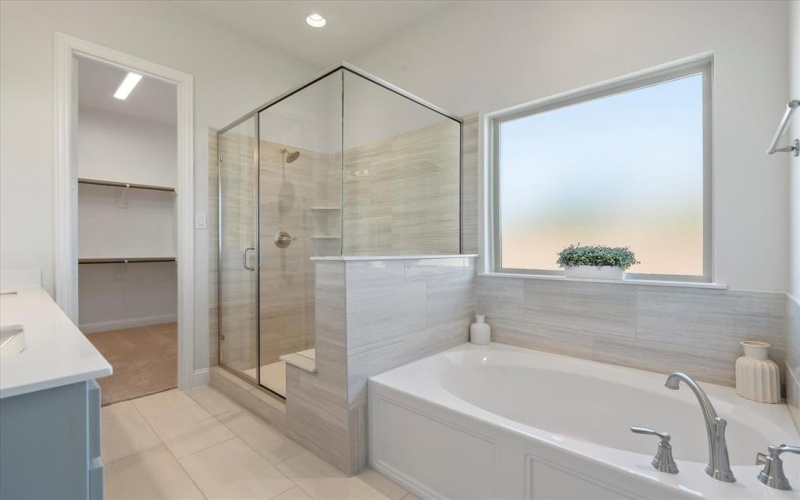 2702 Colby Drive, Mansfield, TX 76063, 4 Habitaciones Habitaciones , ,3 BañosBaños,Residential,En Venta,2702 Colby Drive,0,21146701