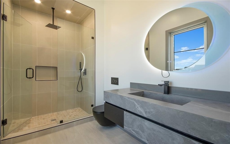 421 Sunrise Ridge Drive, Heath, TX 75032, 4 Habitaciones Habitaciones , ,5 BañosBaños,Residential,En Venta,421 Sunrise Ridge Drive,0,21146781