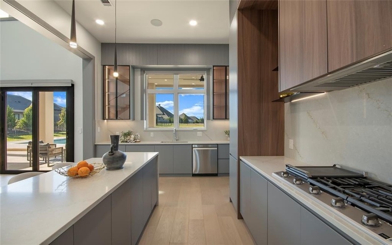 421 Sunrise Ridge Drive, Heath, TX 75032, 4 Habitaciones Habitaciones , ,5 BañosBaños,Residential,En Venta,421 Sunrise Ridge Drive,0,21146781