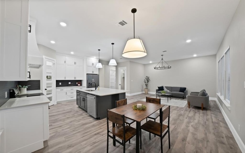 2922 Pearl Avenue, Fort Worth, TX 76106, 3 Habitaciones Habitaciones , ,2 BañosBaños,Residential,En Venta,2922 Pearl Avenue,0,21146986