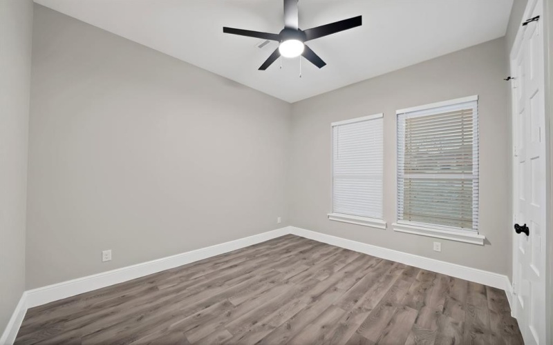 2922 Pearl Avenue, Fort Worth, TX 76106, 3 Habitaciones Habitaciones , ,2 BañosBaños,Residential,En Venta,2922 Pearl Avenue,0,21146986