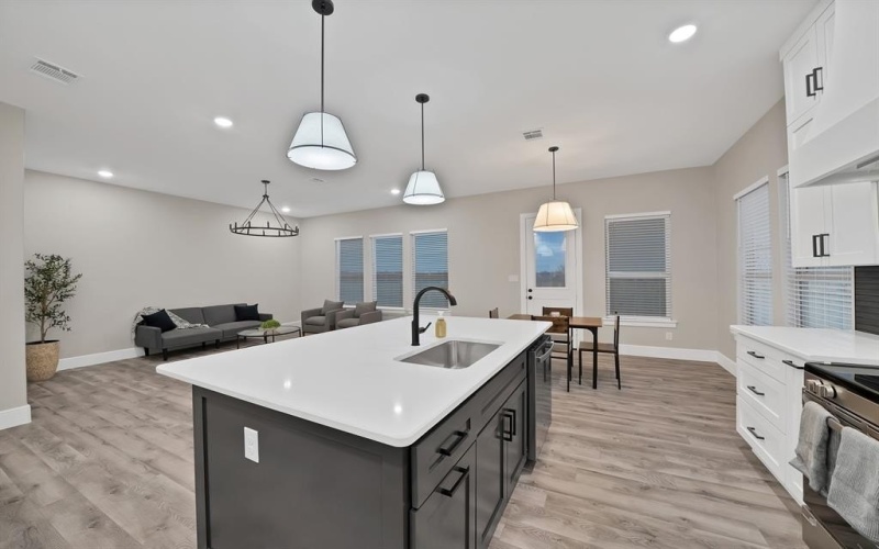 2922 Pearl Avenue, Fort Worth, TX 76106, 3 Habitaciones Habitaciones , ,2 BañosBaños,Residential,En Venta,2922 Pearl Avenue,0,21146986