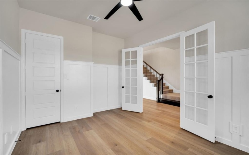 303 Crystal Lake Lane, Red Oak, TX 75154, 4 Habitaciones Habitaciones , ,3 BañosBaños,Residential,En Venta,303 Crystal Lake Lane,0,21147132