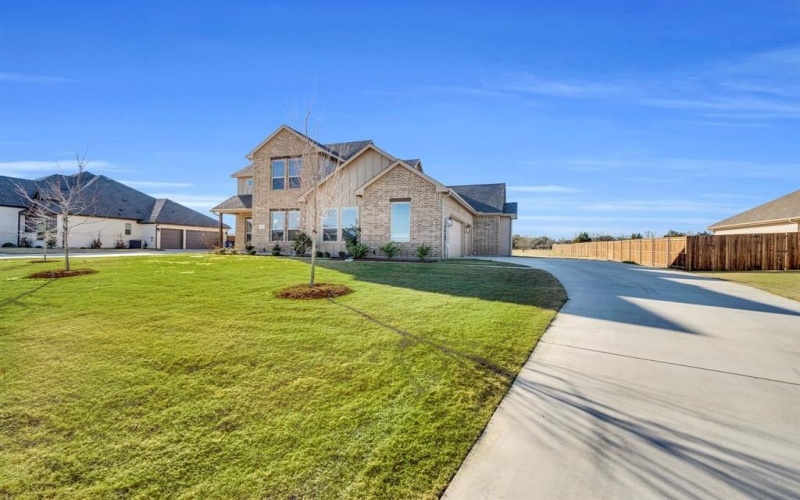 303 Crystal Lake Lane, Red Oak, TX 75154, 4 Habitaciones Habitaciones , ,3 BañosBaños,Residential,En Venta,303 Crystal Lake Lane,0,21147132