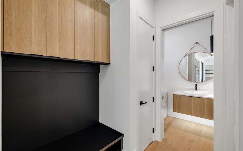 3373 Dorado Beach Drive, Farmers Branch, TX 75234, 4 Habitaciones Habitaciones , ,5 BañosBaños,Residential,En Venta,3373 Dorado Beach Drive,0,21147509