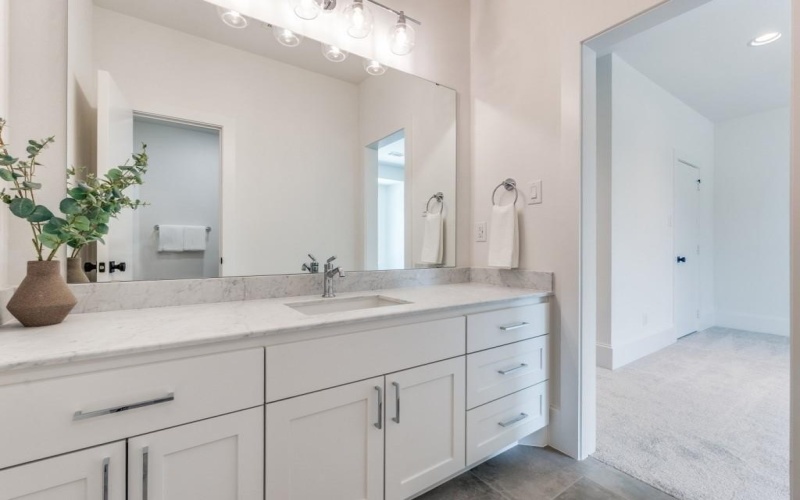 400 Cristler Avenue, Dallas, TX 75223, 4 Habitaciones Habitaciones , ,3 BañosBaños,Residential,En Venta,400 Cristler Avenue,0,21147634