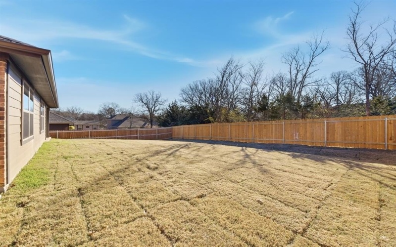3850 Rose Hill Court, Denison, TX 75020, 3 Bedrooms Bedrooms, ,2 BathroomsBathrooms,Residential,For Sale,3850 Rose Hill Court,0,21147765