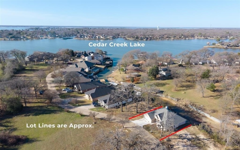 110 Saint Francis Lane, Mabank, TX 75156, 4 Habitaciones Habitaciones , ,2 BañosBaños,Residential,En Venta,110 Saint Francis Lane,0,21147922