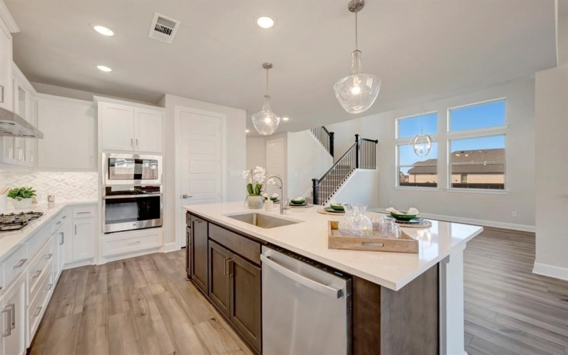 4416 Silver Spur Court, Aubrey, TX 76227, 4 Habitaciones Habitaciones , ,3 BañosBaños,Residential,En Venta,4416 Silver Spur Court,0,21148554