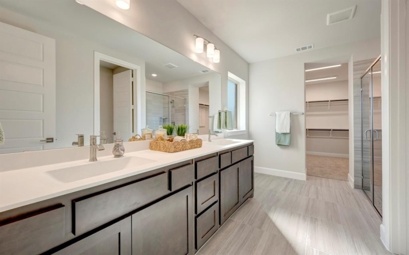 4416 Silver Spur Court, Aubrey, TX 76227, 4 Habitaciones Habitaciones , ,3 BañosBaños,Residential,En Venta,4416 Silver Spur Court,0,21148554