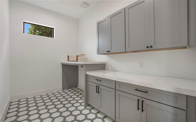 3847 Durango Drive, Dallas, TX 75220, 5 Habitaciones Habitaciones , ,7 BañosBaños,Residential,En Venta,3847 Durango Drive,0,21148685