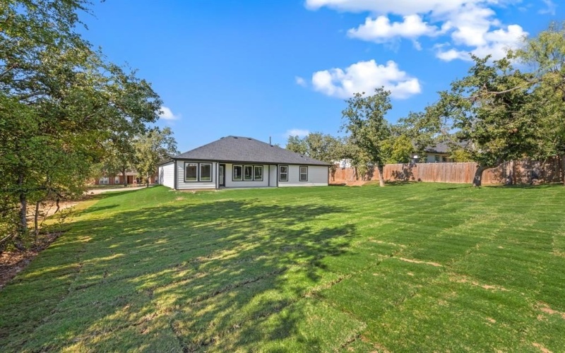 813 Haynie Drive, Runaway Bay, TX 76426, 3 Bedrooms Bedrooms, ,2 BathroomsBathrooms,Residential,For Sale,813 Haynie Drive,0,21148692