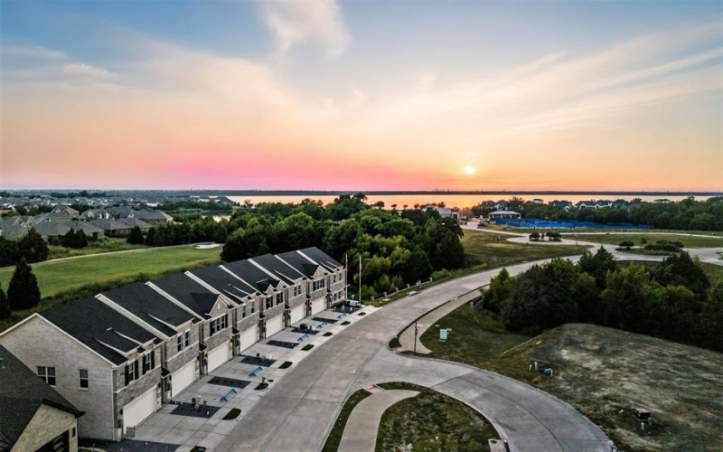 1626 Governors Boulevard, Heath, TX 75126, 3 Bedrooms Bedrooms, ,2 BathroomsBathrooms,Residential,For Sale,1626 Governors Boulevard,0,21148737