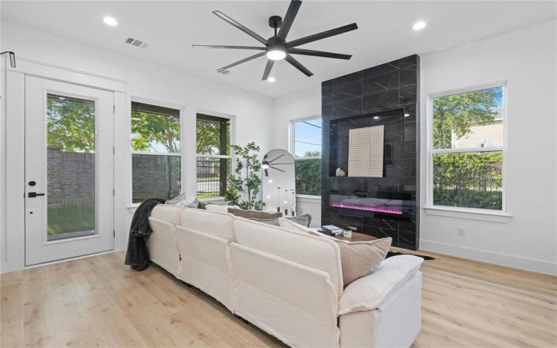 3200 Oak Bourne Drive, Arlington, TX 76016, 4 Bedrooms Bedrooms, ,3 BathroomsBathrooms,Residential,For Sale,3200 Oak Bourne Drive,0,21148898