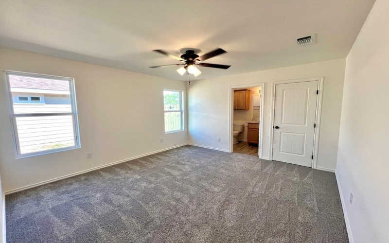 309 E 25th St, San Angelo, TX 76903, 3 Bedrooms Bedrooms, ,2 BathroomsBathrooms,Residential,For Sale,309 E 25th St,0,130258