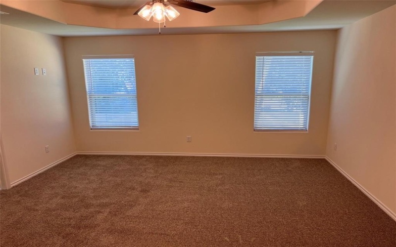 716 E 5th Street, Bonham, TX 75418, 4 Habitaciones Habitaciones , ,2 BañosBaños,Residential,En Venta,716 E 5th Street,0,21148120