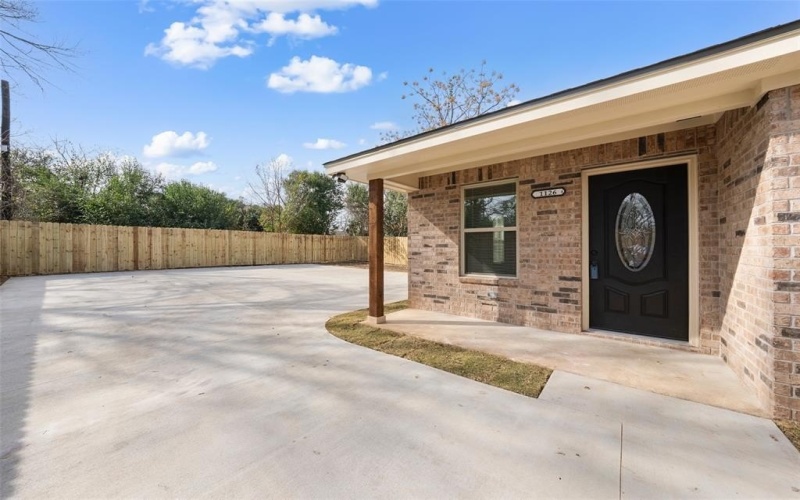 1126 N 11th Street, Waco, TX 76707, 6 Bedrooms Bedrooms, ,5 BathroomsBathrooms,Residential Multi Family,For Sale,1126 N 11th Street,0,21148148