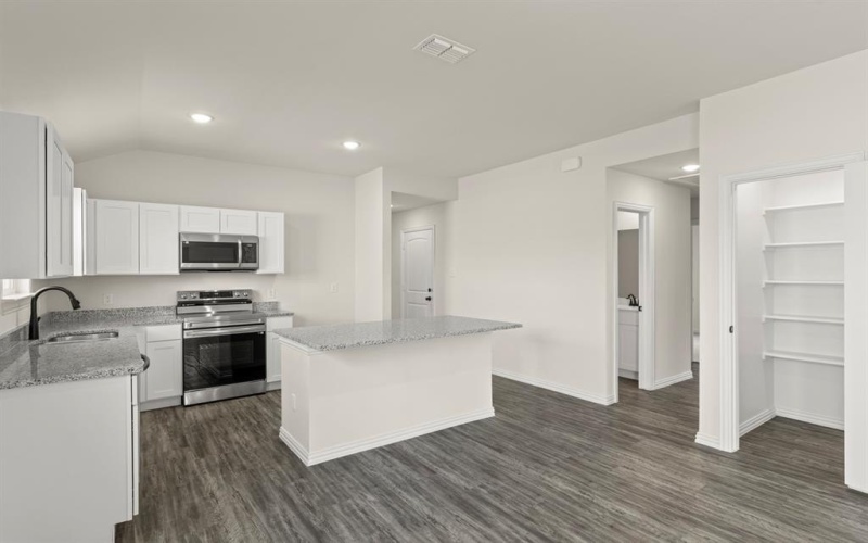 108 Kainos Street, Greenville, TX 75402, 4 Habitaciones Habitaciones , ,2 BañosBaños,Residential,En Venta,108 Kainos Street,0,21148198