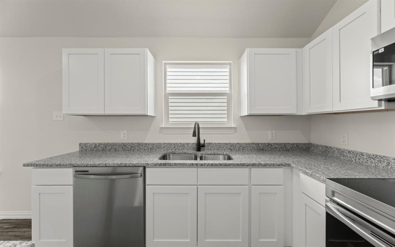 108 Kainos Street, Greenville, TX 75402, 4 Habitaciones Habitaciones , ,2 BañosBaños,Residential,En Venta,108 Kainos Street,0,21148198