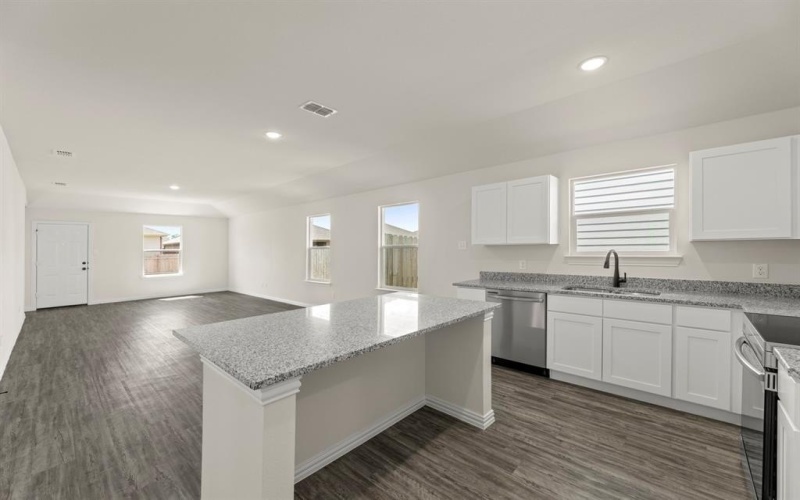 108 Kainos Street, Greenville, TX 75402, 4 Habitaciones Habitaciones , ,2 BañosBaños,Residential,En Venta,108 Kainos Street,0,21148198