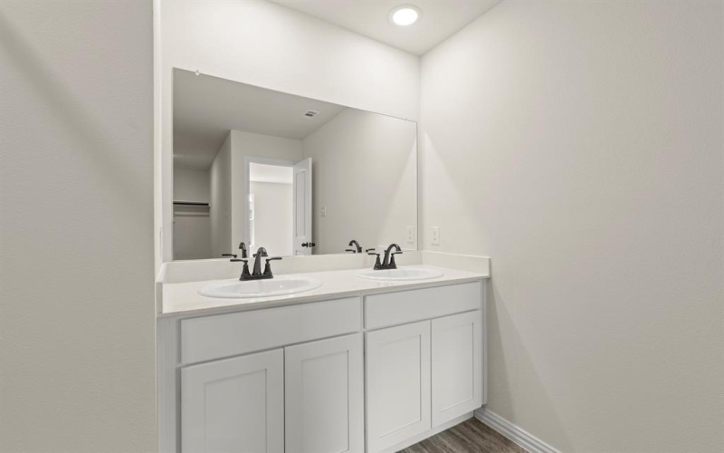 108 Kainos Street, Greenville, TX 75402, 4 Habitaciones Habitaciones , ,2 BañosBaños,Residential,En Venta,108 Kainos Street,0,21148198