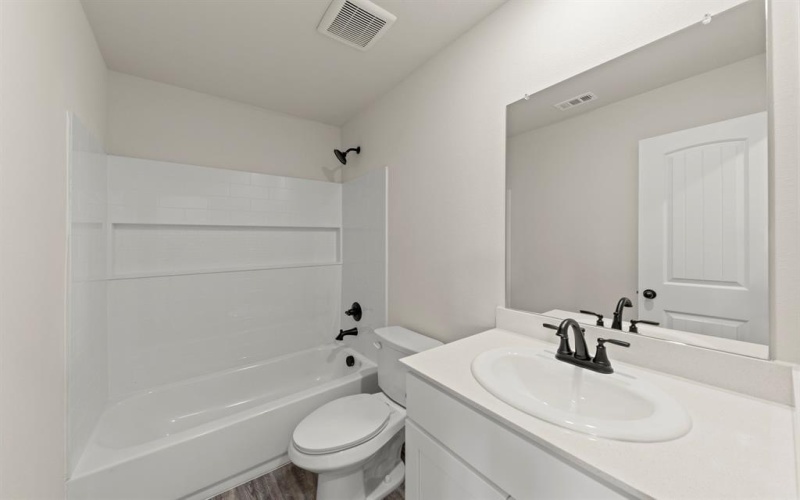 108 Kainos Street, Greenville, TX 75402, 4 Habitaciones Habitaciones , ,2 BañosBaños,Residential,En Venta,108 Kainos Street,0,21148198