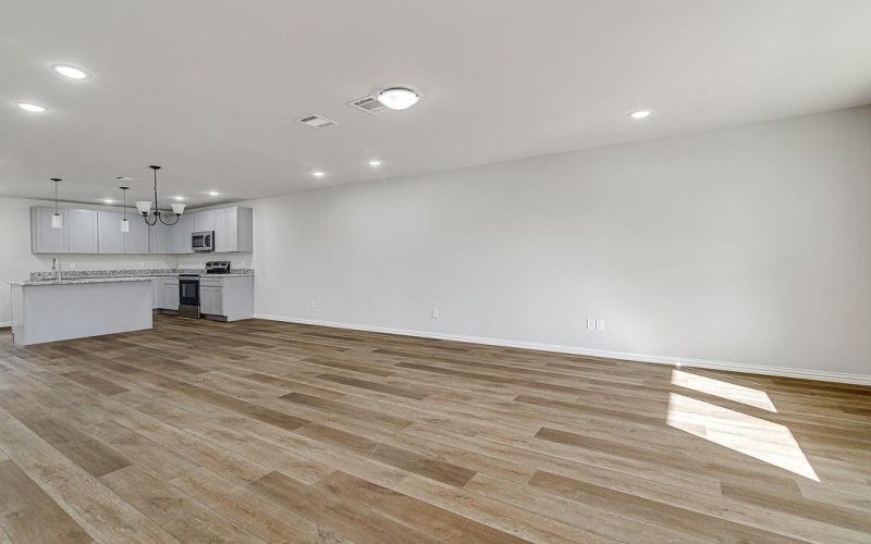 333 N Field Street, Burleson, TX 76028, 6 Bedrooms Bedrooms, ,5 BathroomsBathrooms,Residential Multi Family,For Sale,333 N Field Street,0,21148246