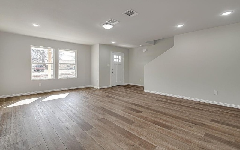 333 N Field Street, Burleson, TX 76028, 6 Bedrooms Bedrooms, ,5 BathroomsBathrooms,Residential Multi Family,For Sale,333 N Field Street,0,21148246