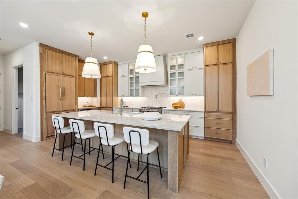 4415 Merrell Road, Dallas, TX 75229, 5 Habitaciones Habitaciones , ,6 BañosBaños,Residential,En Venta,4415 Merrell Road,0,21148282