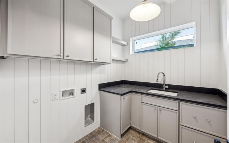 4415 Merrell Road, Dallas, TX 75229, 5 Habitaciones Habitaciones , ,6 BañosBaños,Residential,En Venta,4415 Merrell Road,0,21148282